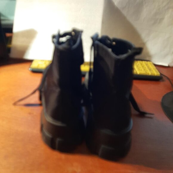 NEW ! Steve Madden Thora-P Combat Boot Black Size 8 - Picture 4 of 7